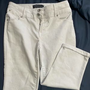 Cato brand- White Capri pants- size 6